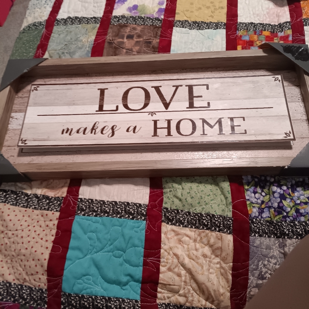 WOODEN WALL HANGING DECOR 9 BY 20" LOVE MAKES A HOME